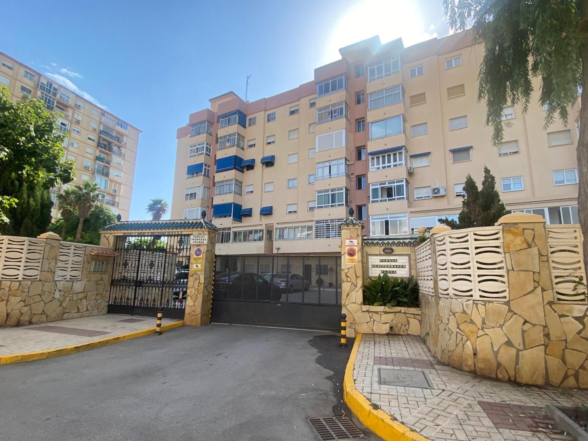 Moderno Y Completo Apartamento Frente Al Mar Málaga Eksteriør bilde